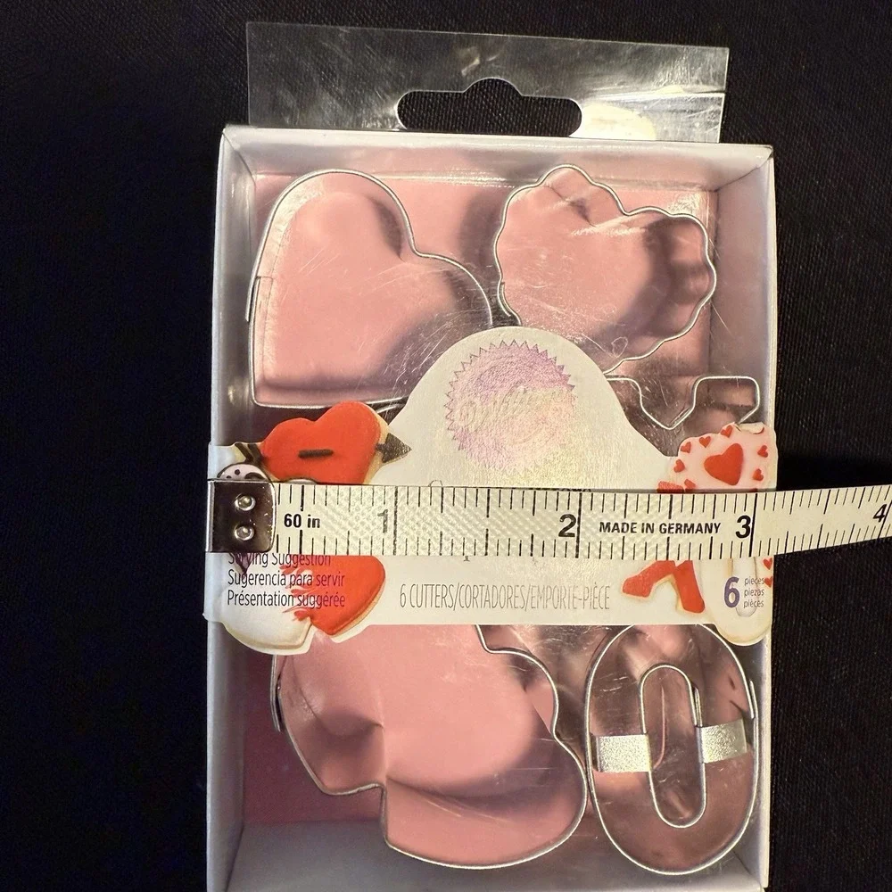 Wilton Metal Cookie Cutters - Hearts‎ Love XO, Set Of 6 New Valentines Day